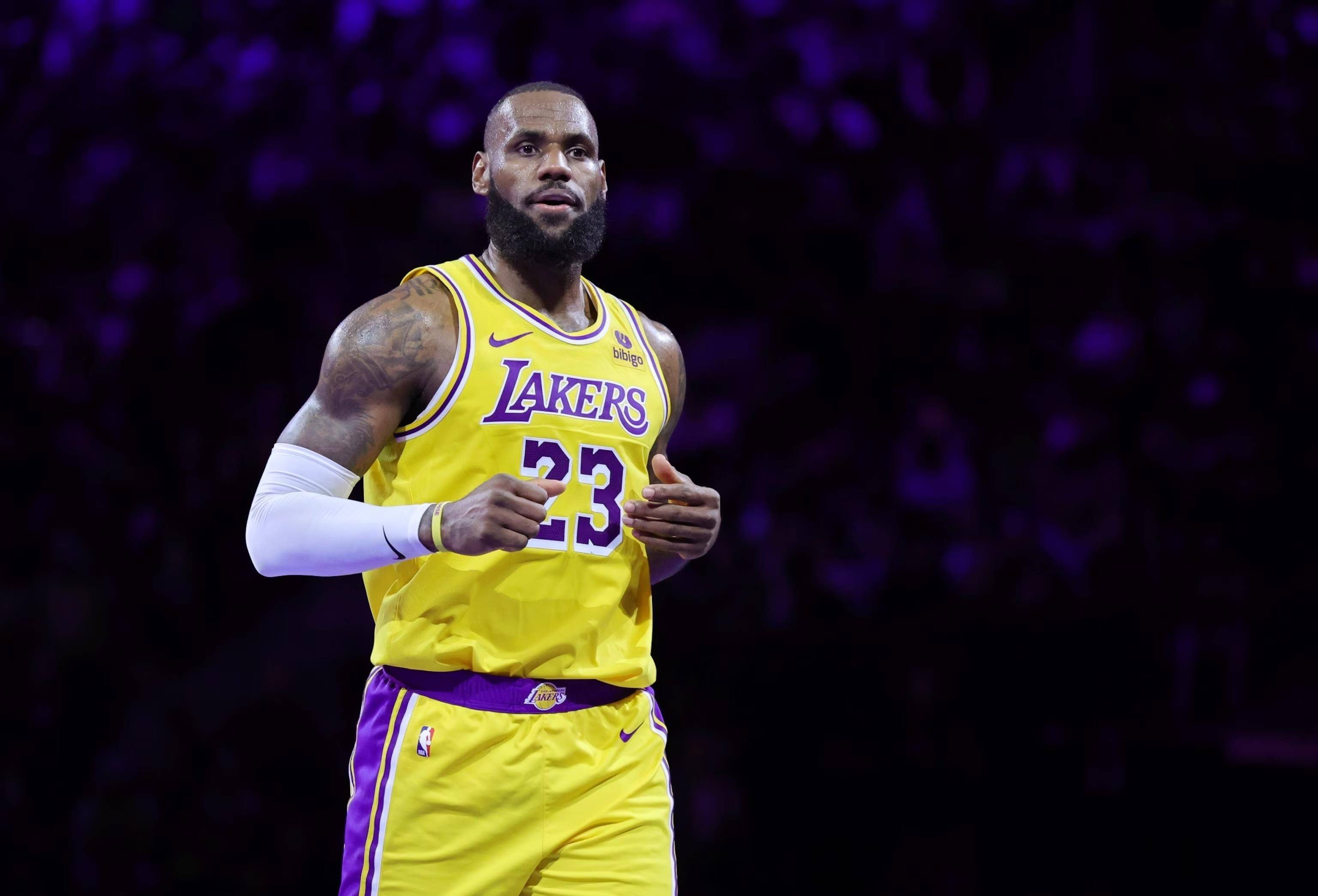 阿方索参加了拜仁的完整合练，德媒：对葡体时他可能短暂出场（阿方索已参加拜仁全队合练，德媒称战葡体或短暂登场）