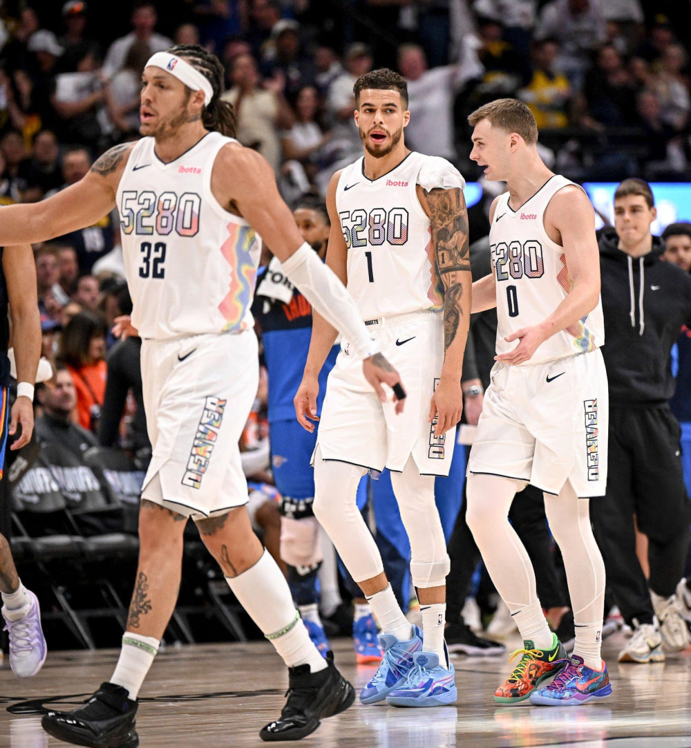 禁区内头球补射破门，毕津浩收获大连英博生涯首球（毕津浩禁区头球补射破网，收获大连英博处子球）