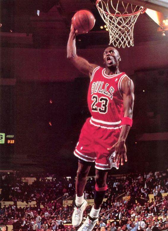 尤文vs卡利亚里：弗拉霍维奇、伊尔迪兹首发，佩林出战（尤文对阵卡利亚里：弗拉霍维奇、伊尔迪兹先发，佩林把守球门）