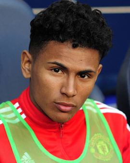 领取巴萨队史最受喜爱球员奖，梅西：巴塞罗那是我的家（荣膺巴萨史上最受喜爱球员，梅西：巴塞罗那是我的家）