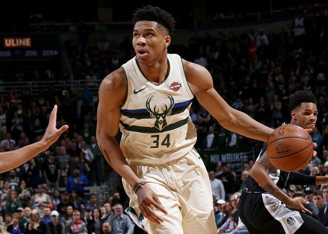 拜仁慕尼黑客场大胜多特蒙德（拜仁客场横扫多特蒙德）