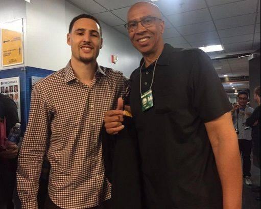 记者：罗马评估迪巴拉续约，任何报价都会远低于现有800万年薪（记者：罗马正评估与迪巴拉续约，报价或显著低于其现有800万年薪）